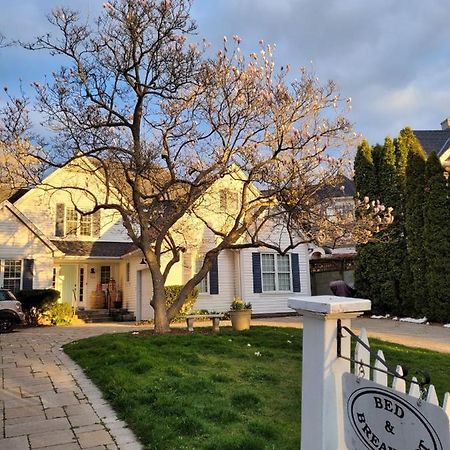 La Maison De Sophie Niagara-on-the-Lake Exterior photo
